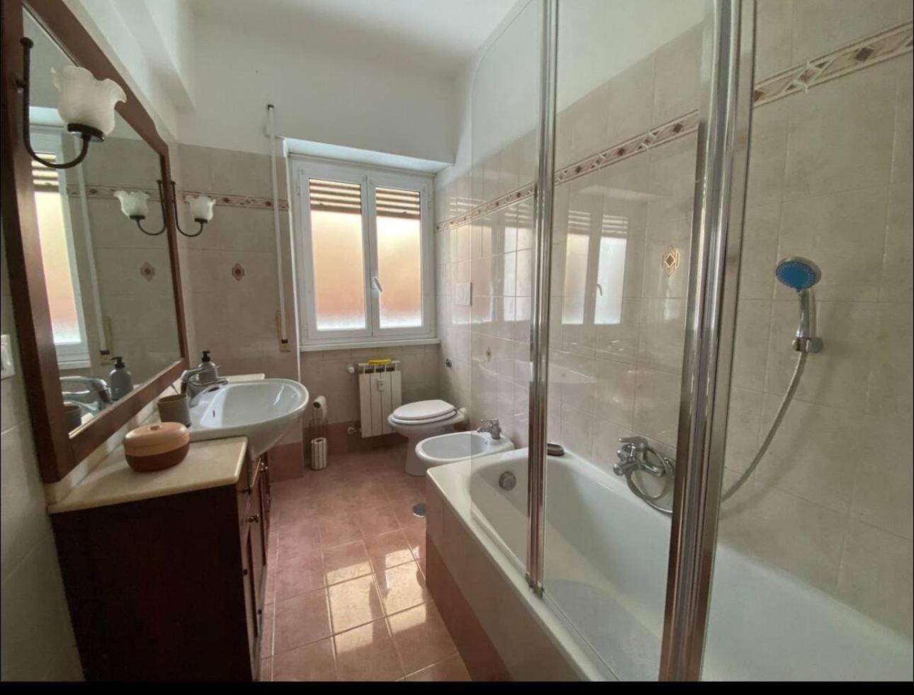 Fuffy House Apartment Rom