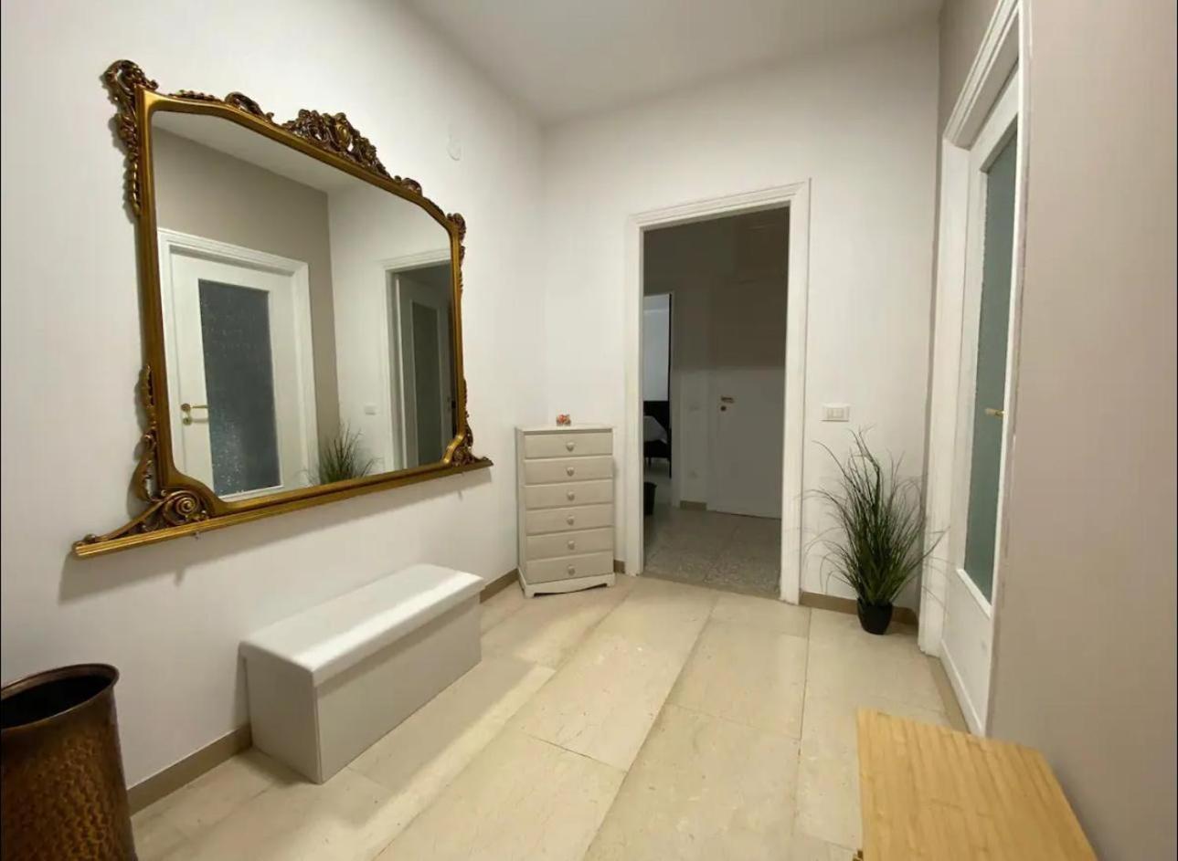 Apartment Fuffy House Rom