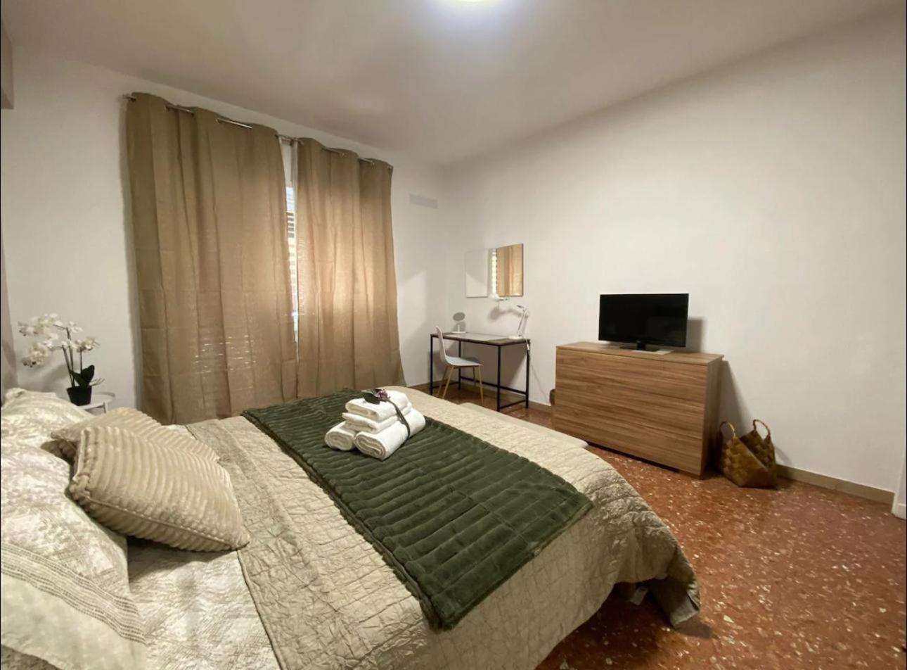 Fuffy House Apartment Rom
